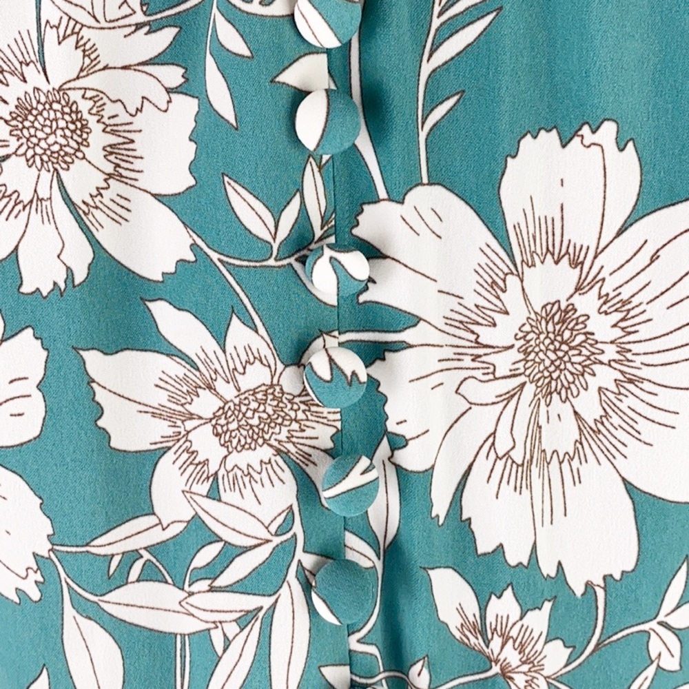 Gal Meets Glam Shannon Pleat Neck Maxi Dress - Picture 15 of 15